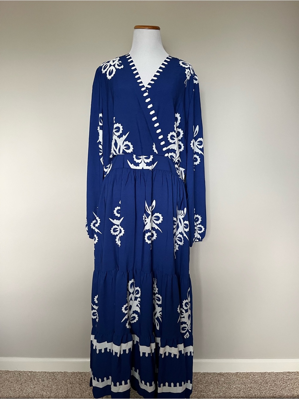 NWT Pretty Garden Blue and White Peasant Maxi Dress Size XL - Picture 2 of 12